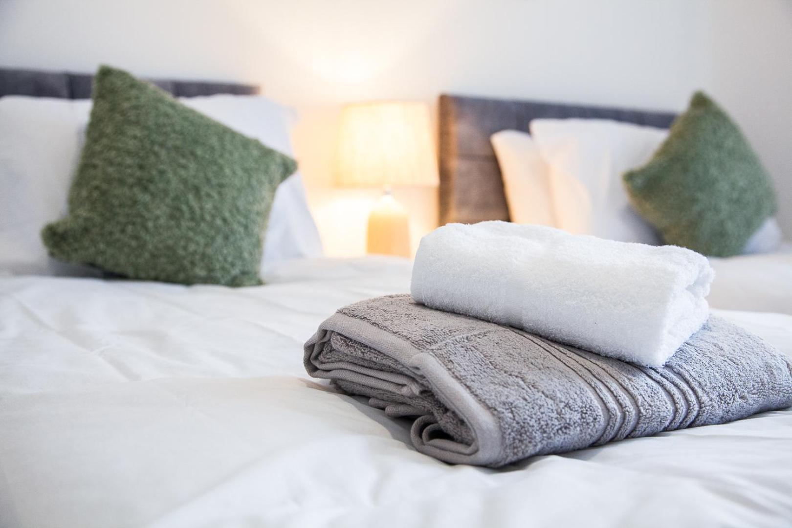 6 Beds, Up To 22 Percent- Contractors Dream * Liverpool