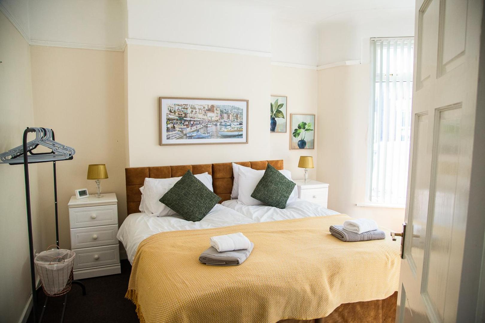 6 Beds, Up To 22 Percent- Contractors Dream Apartment