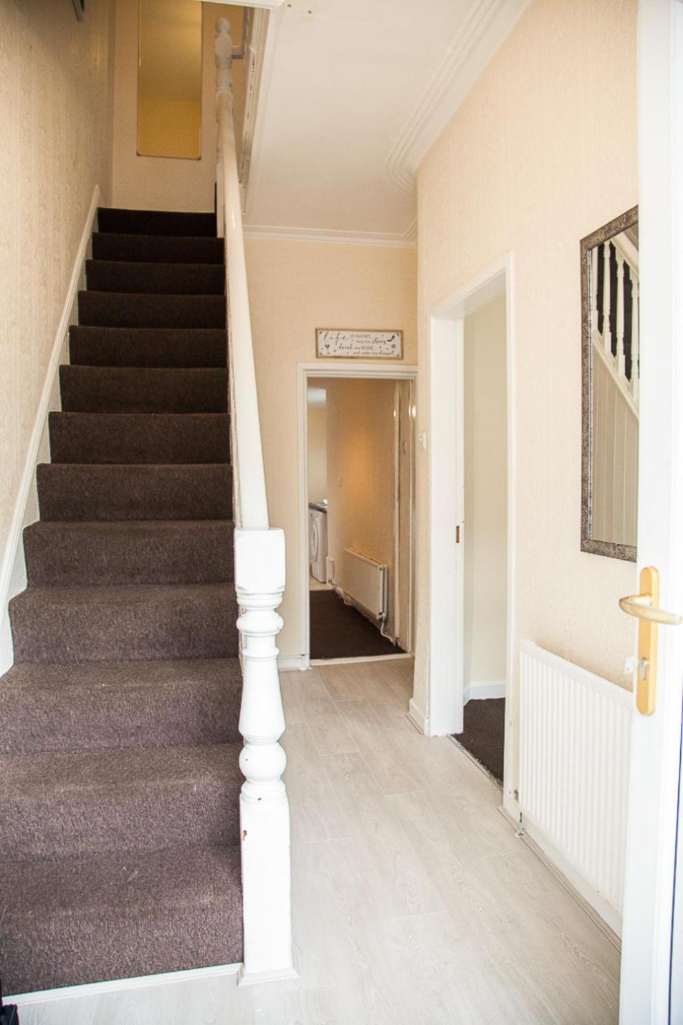 Apartment 6 Beds, Up To 22 Percent- Contractors Dream Liverpool